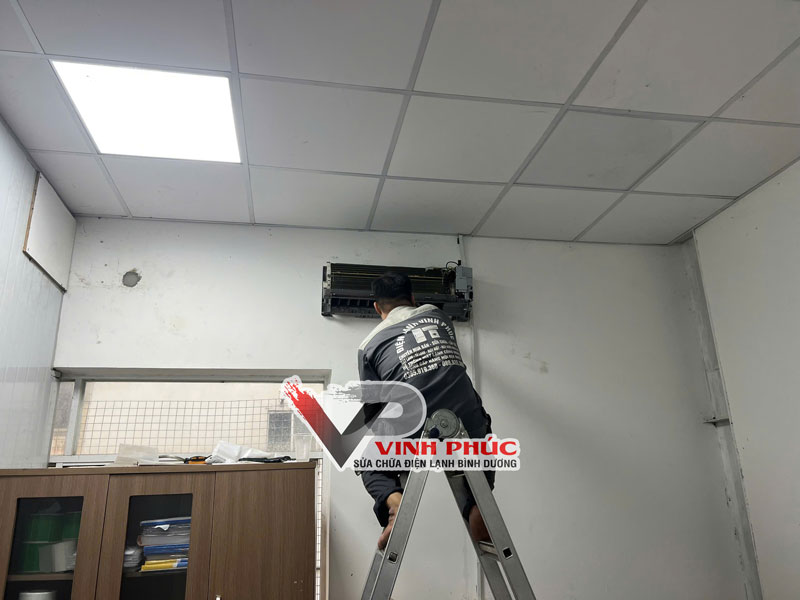 vệ sinh máy lạnh ở bình dương
