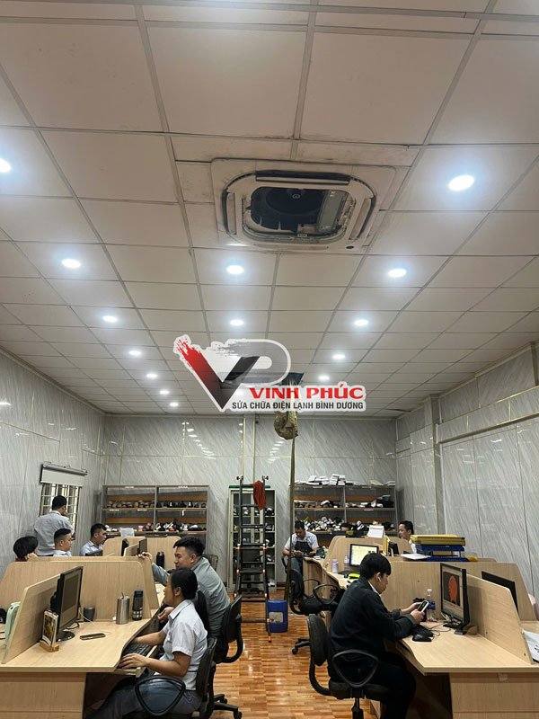 vệ sinh máy lạnh tại dĩ an