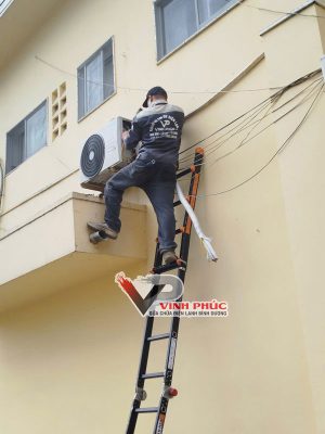 Vệ sinh máy lạnh tại nhà Điện Lạnh Vinh Phúc